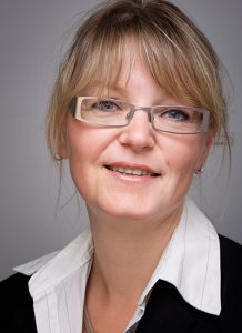 Frauke Kapler | Leiterin Marketing im Team "Office" Frauke Kapler | Leiterin Marketing im Team "Office"